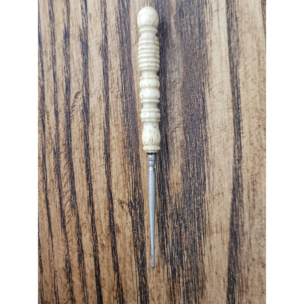 Antique Victorian Bovine Bone Handled Steel Crochet Hook Fine Lace Tambour Tool